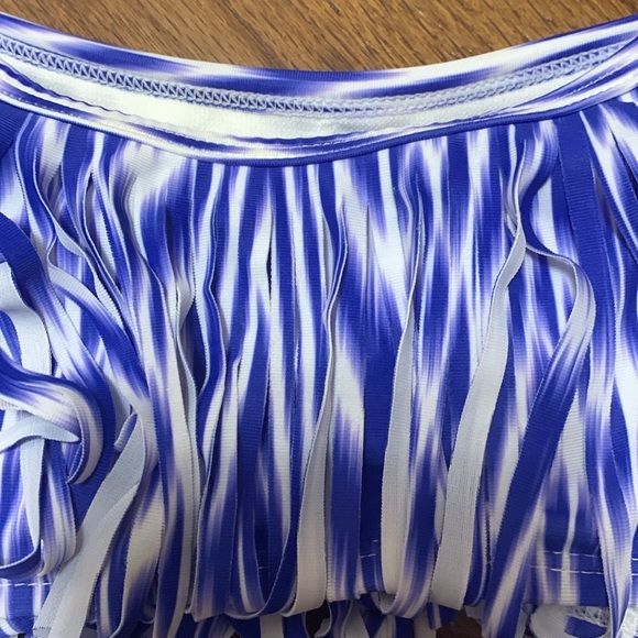 Xhilaration Blue and White Fringe Bikini Top Adjustable Straps Size L NWT - Picture 4 of 6